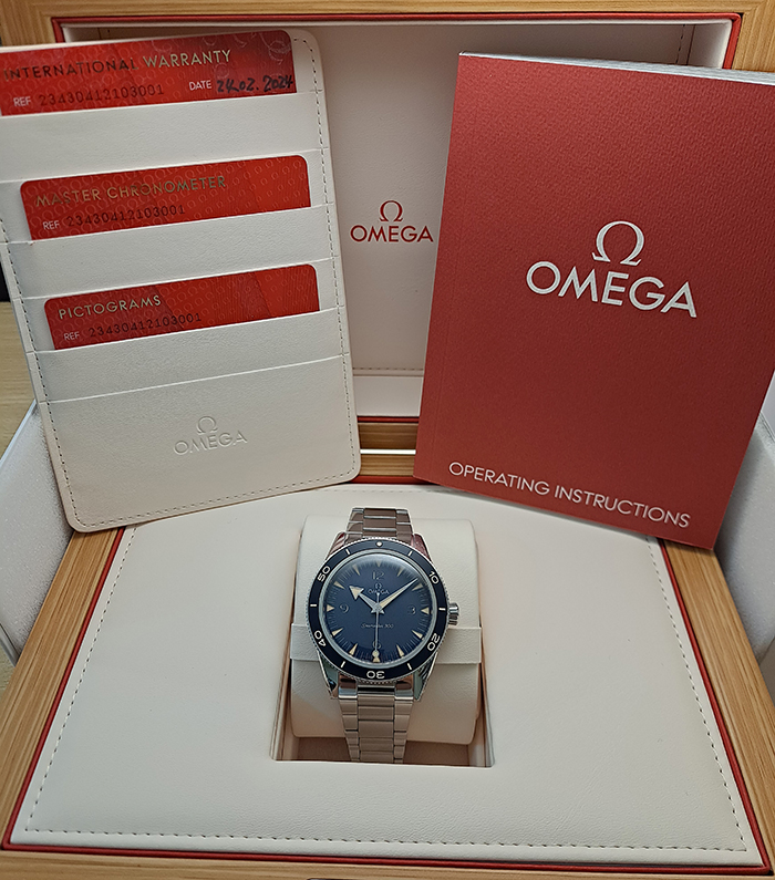 BLUE Omega Seamaster 300 Co-Axial Wristwatch Ref. 234.30.41.21.03.001
